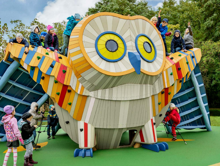 北京飞鲸游乐设备：游乐场游玩要注意安全准则